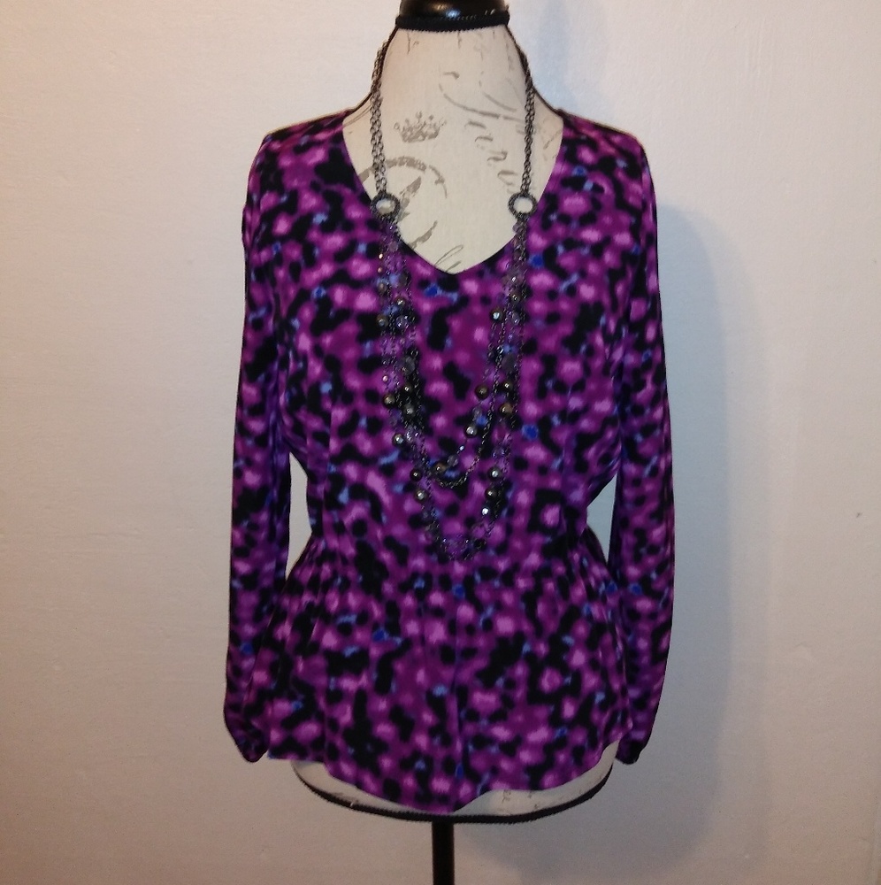 DKNY brand top
